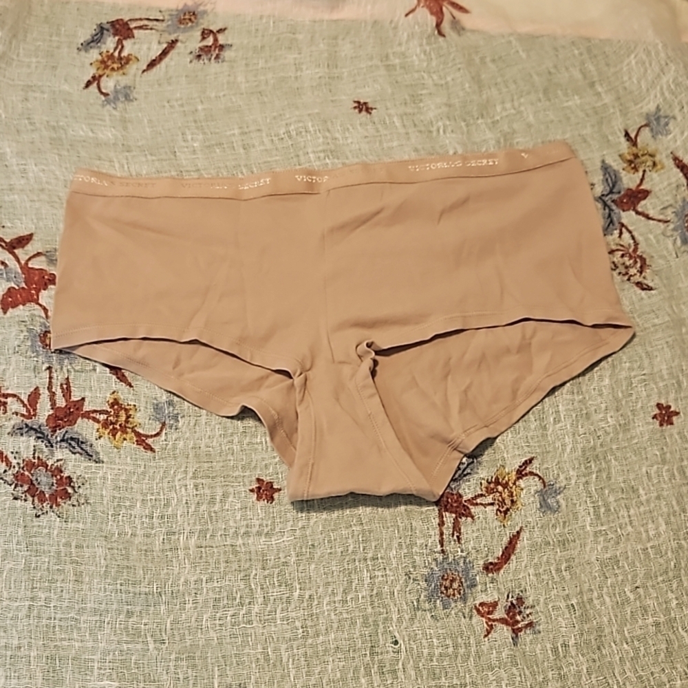 Victoria's Secret Tan Boy Short Panty Large Cotton Spandex